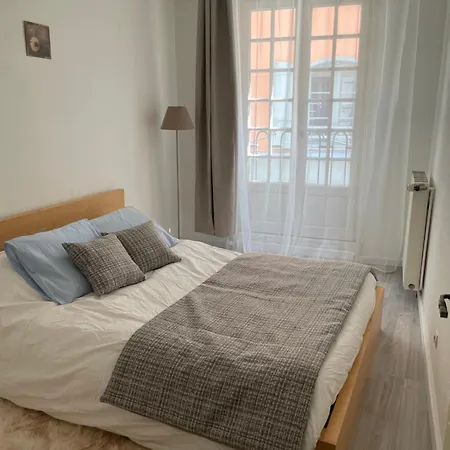 Διαμέρισμα Sand Home *